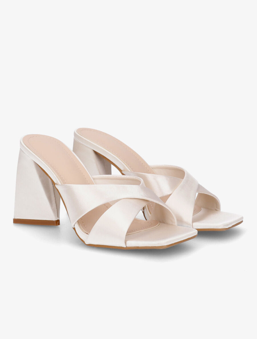 Mules à talon triangulaire - Beige - 4