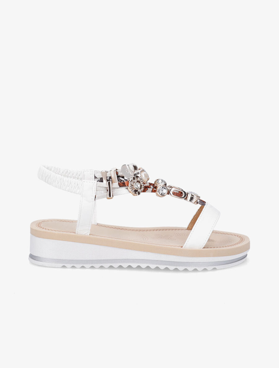 Nu-pieds en simili imprimés et détail bijoux - Blanc - 1