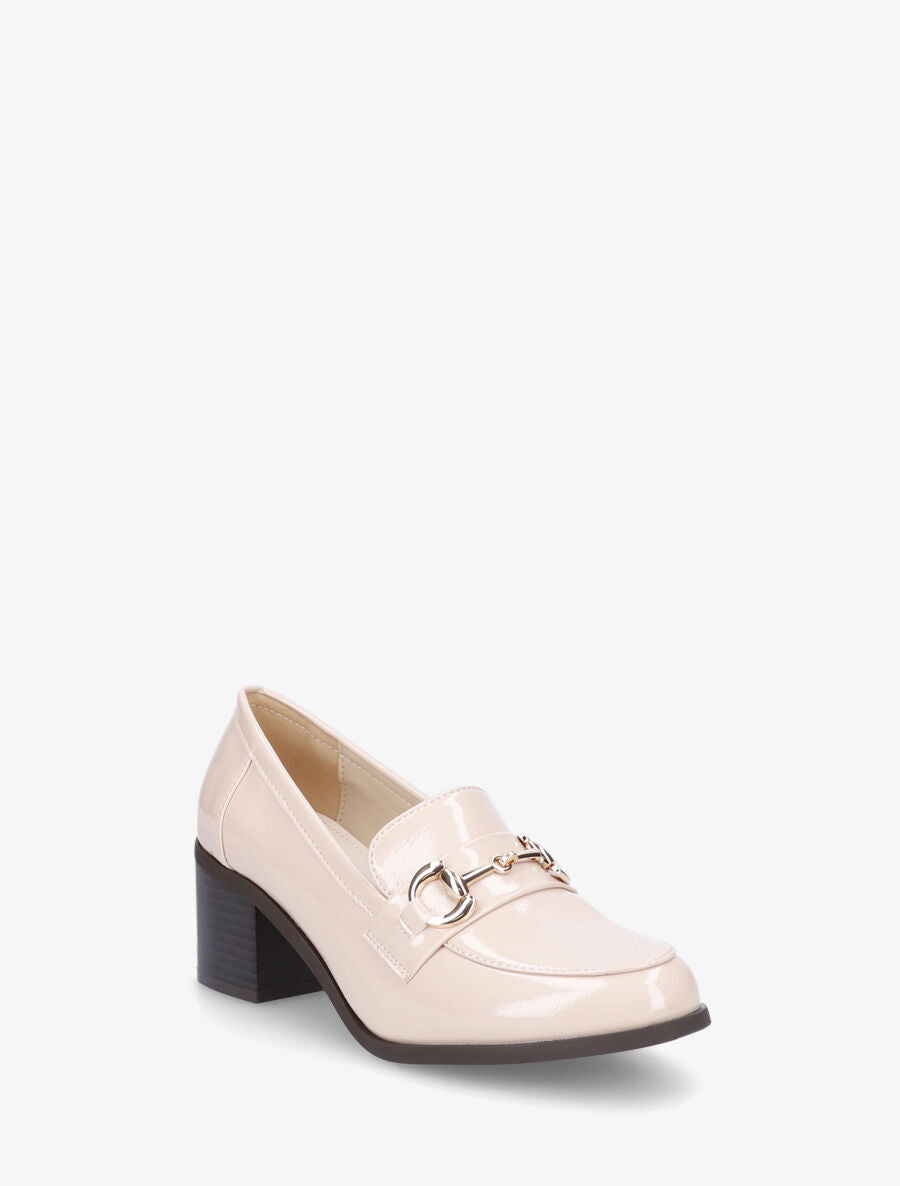 Mocassins vernis à talon - Beige - 2