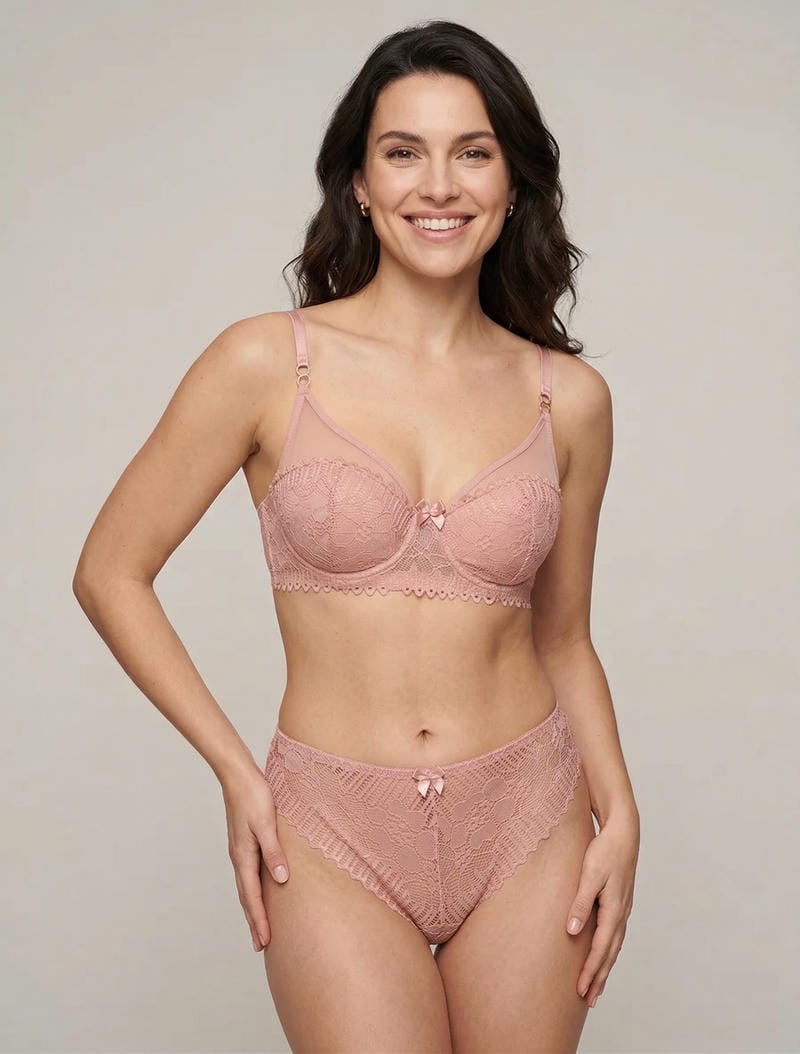 Conjunto de sujetador y tanga de encaje - Rosa viejo