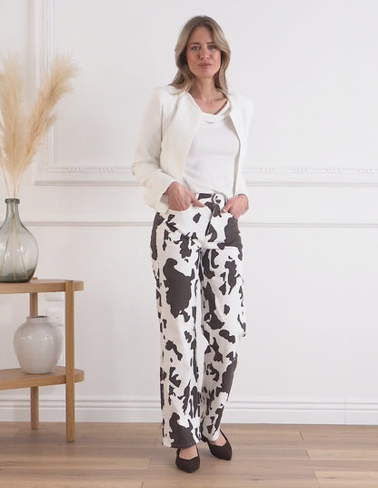 Look Saveria